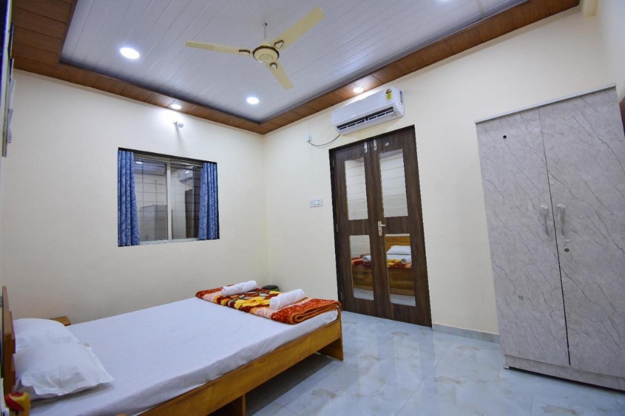 Prarthana 4Bhk Villa 罗纳瓦拉 外观 照片