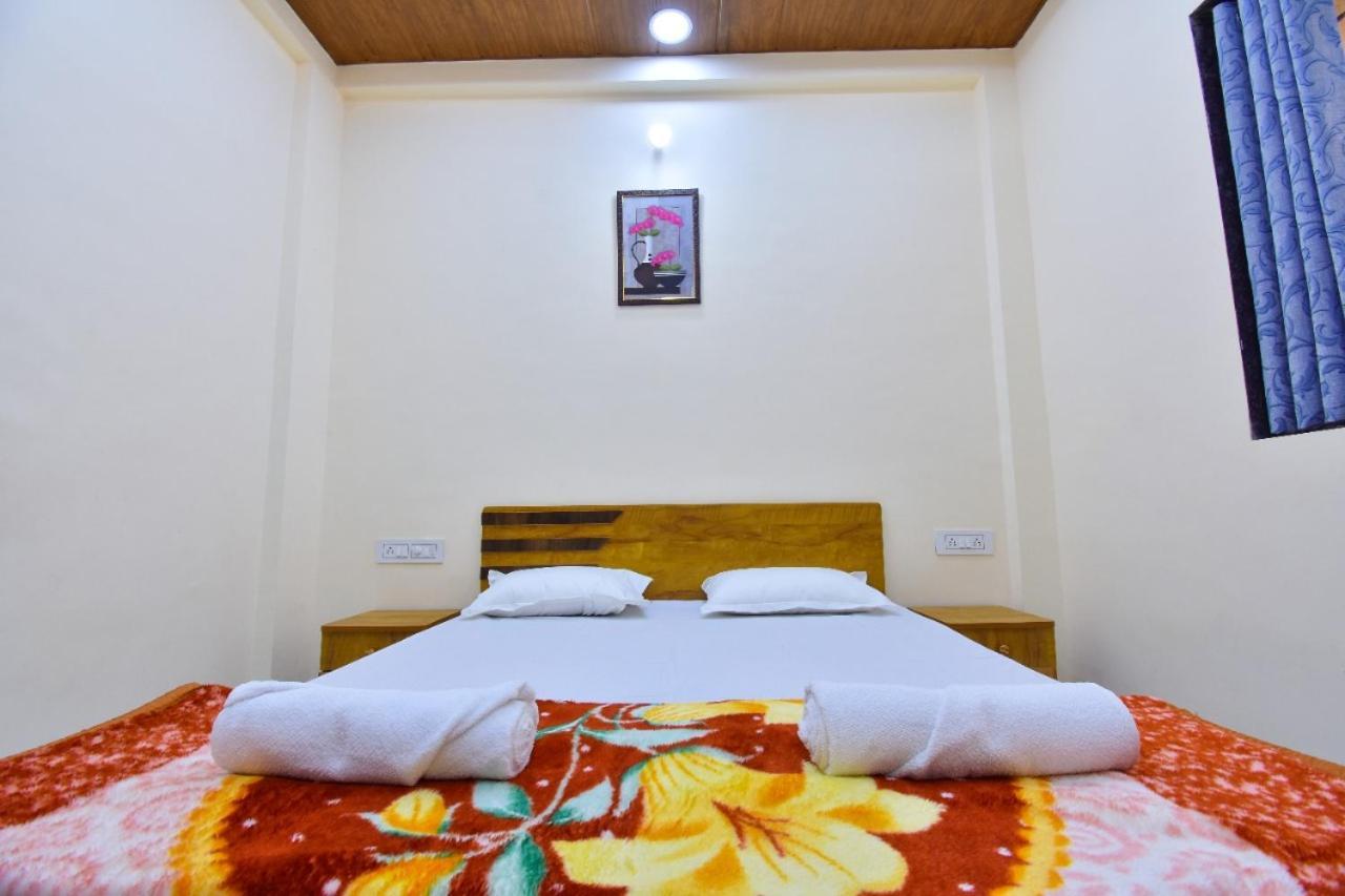 Prarthana 4Bhk Villa 罗纳瓦拉 外观 照片
