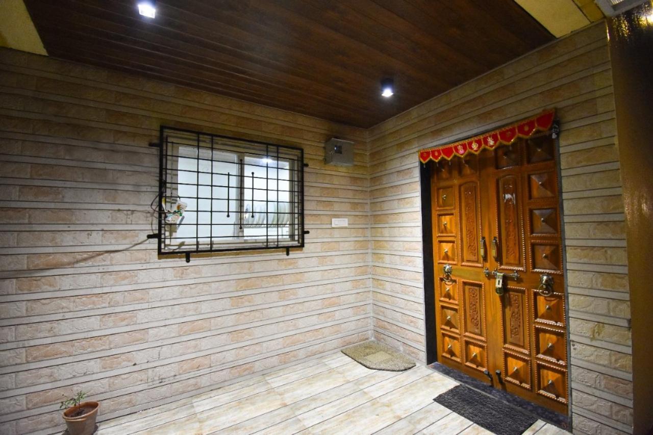 Prarthana 4Bhk Villa 罗纳瓦拉 外观 照片