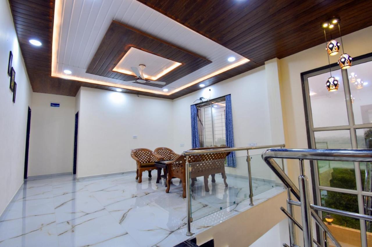 Prarthana 4Bhk Villa 罗纳瓦拉 外观 照片