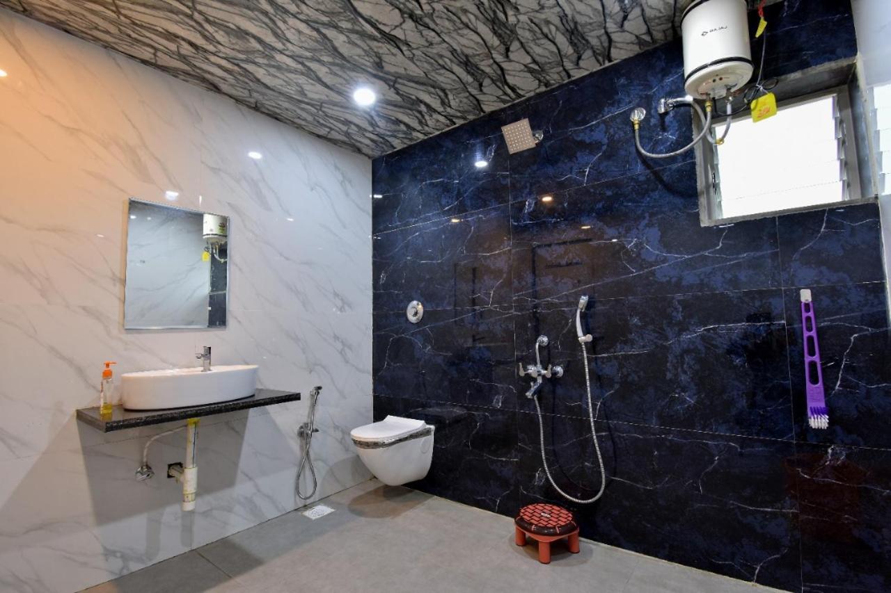 Prarthana 4Bhk Villa 罗纳瓦拉 外观 照片