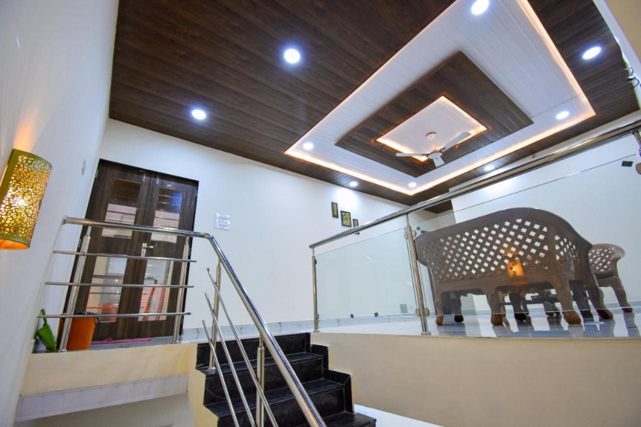 Prarthana 4Bhk Villa 罗纳瓦拉 外观 照片